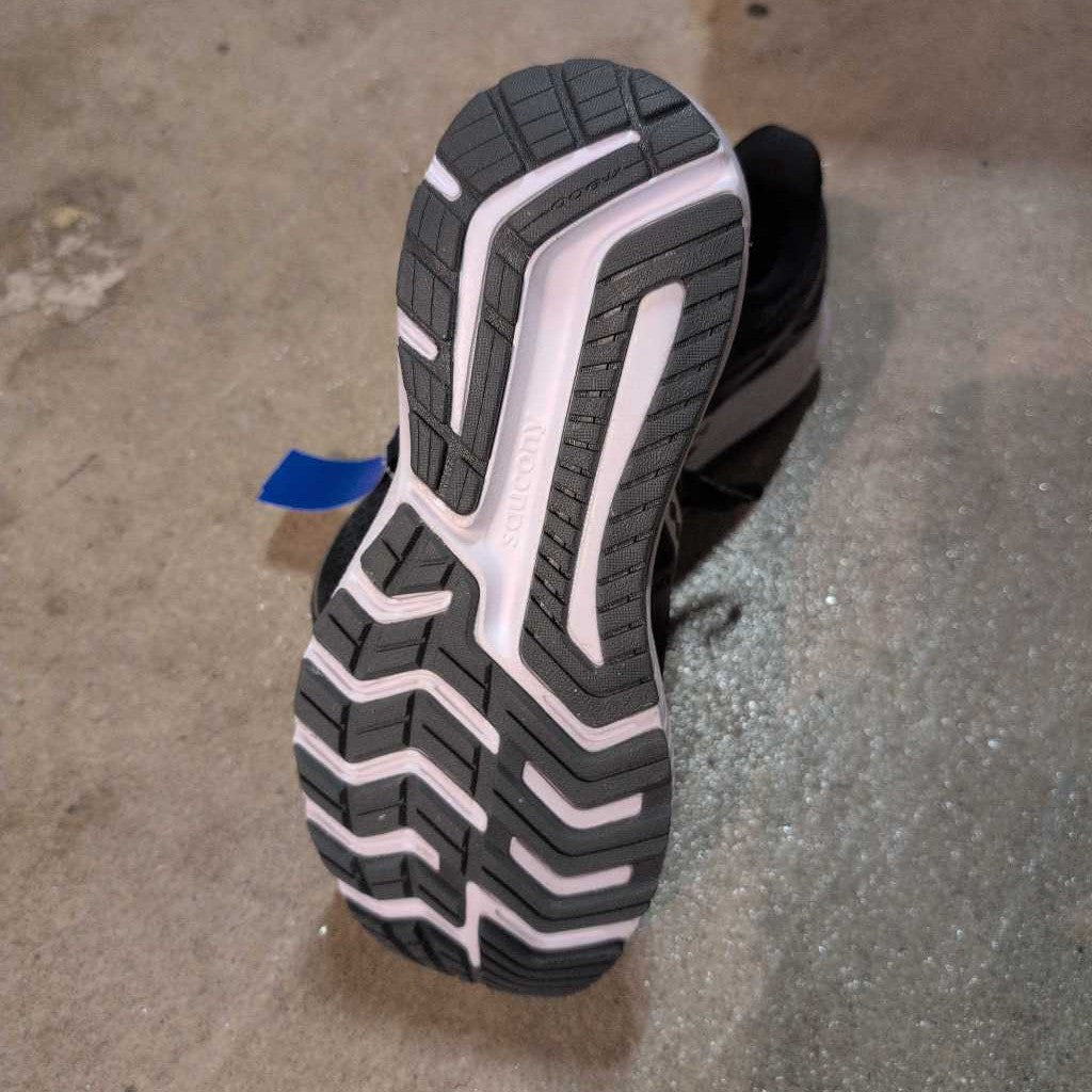 Omni 20 Running Shoes