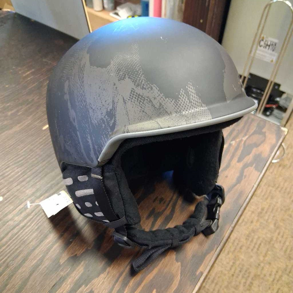 Ski/board helmet, youth