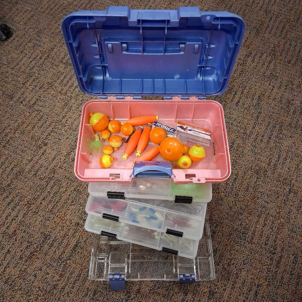 Laker tackle box w/ jig/crank lures