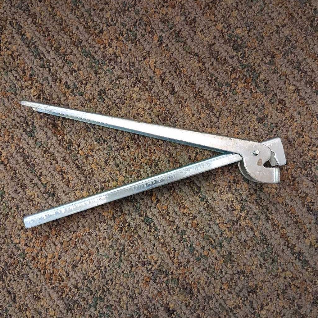 Camping Cooking Pot Lifter Pot Gripper