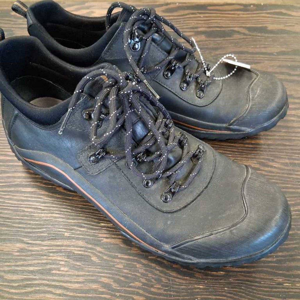 Leather Walking Shoes