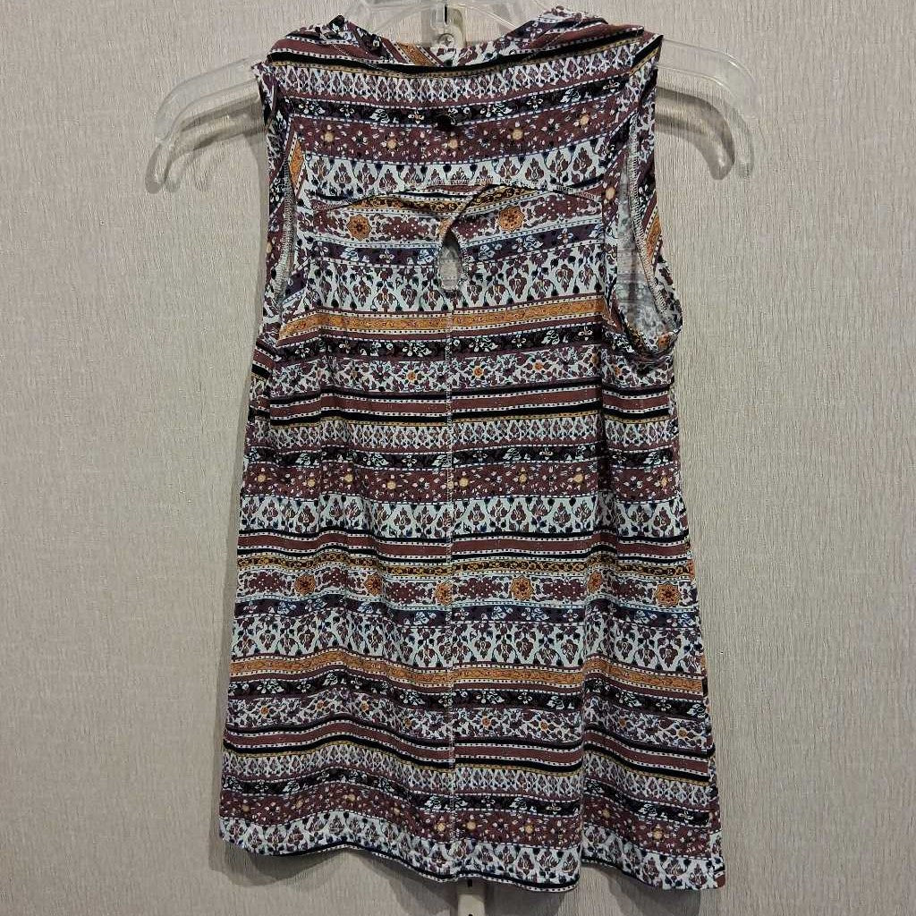 Sleeveless Shirt