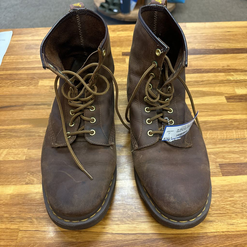 Oiled-leather boot, mens