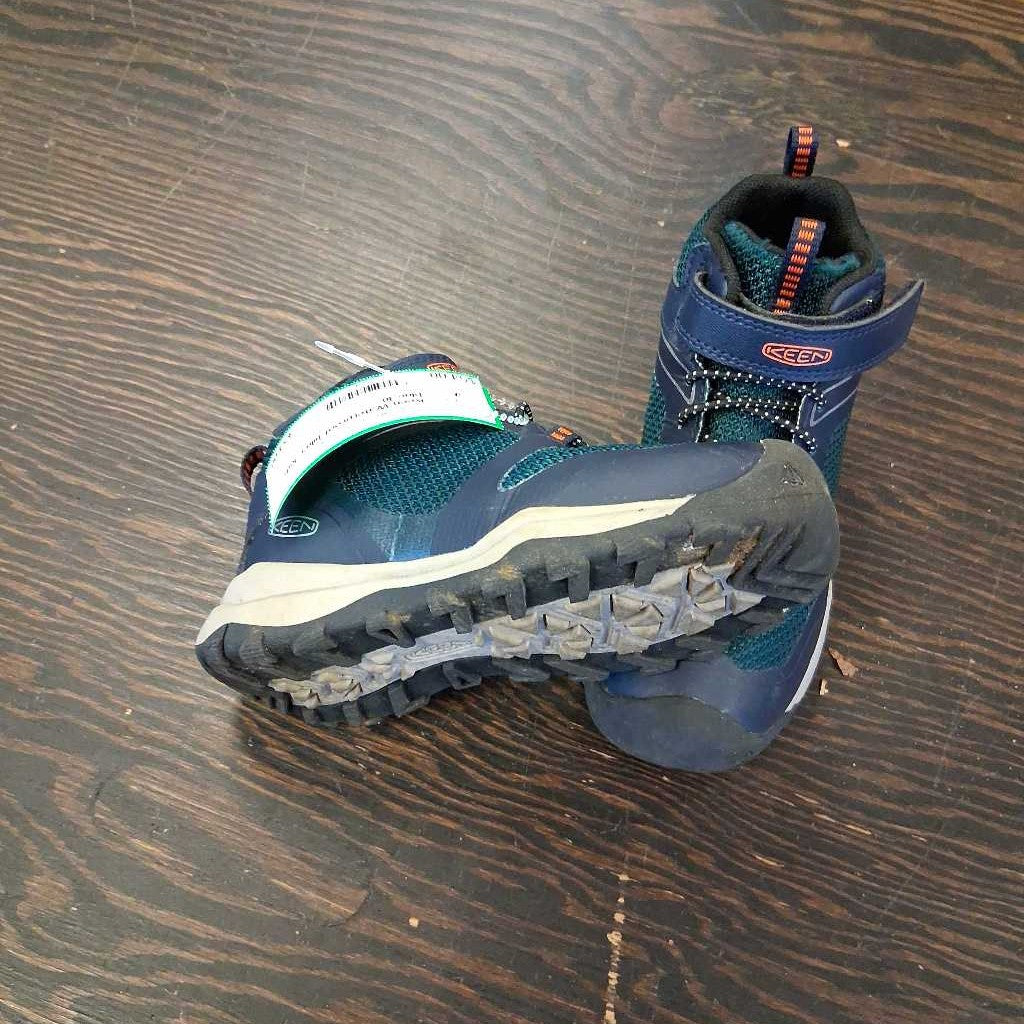 Waterproof hiker, kids
