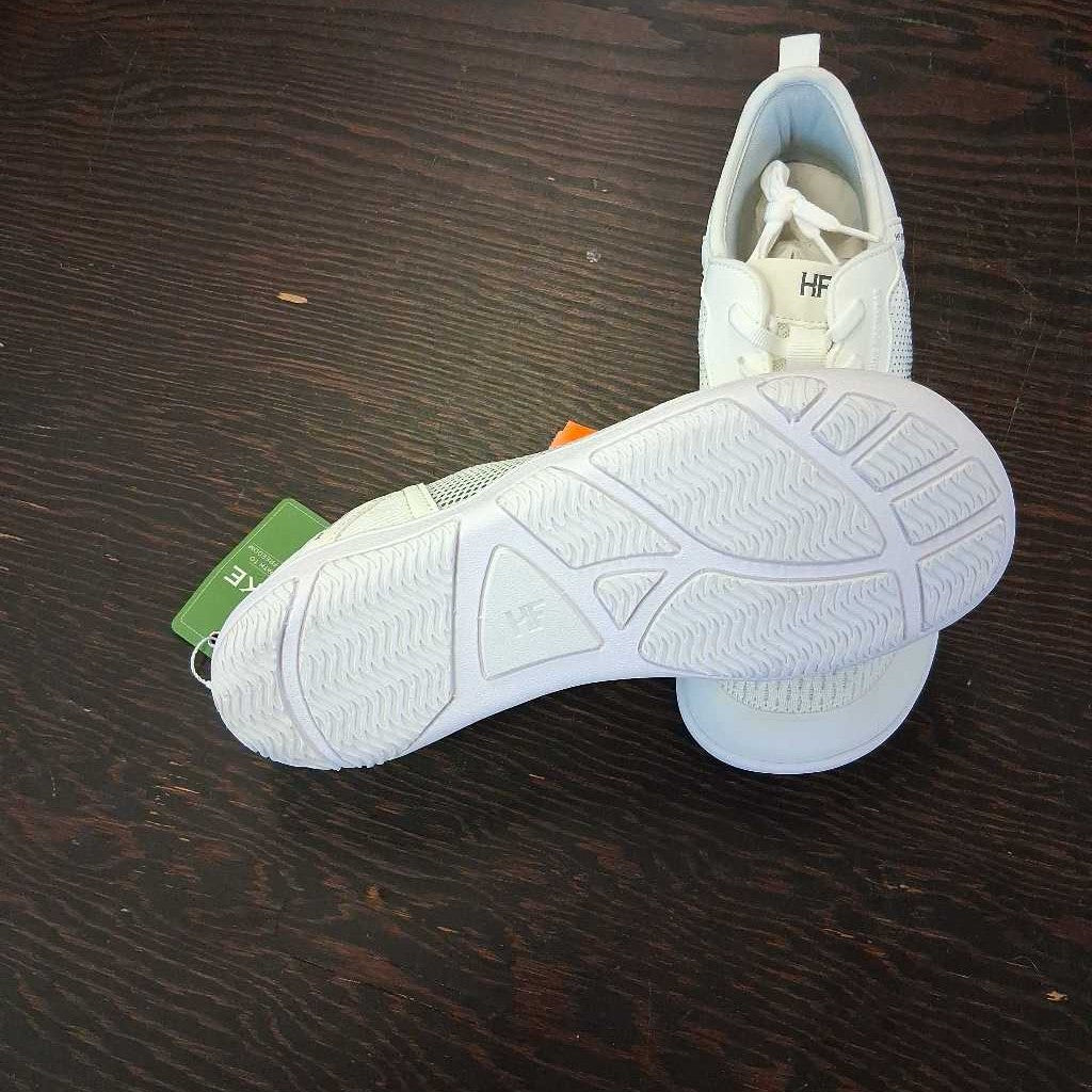 Stride shoe, womens