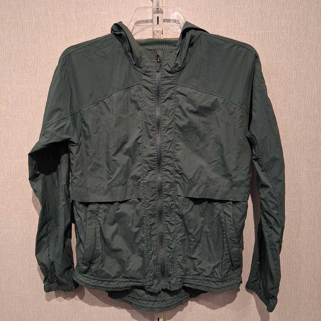 Full zip windbreaker with hood