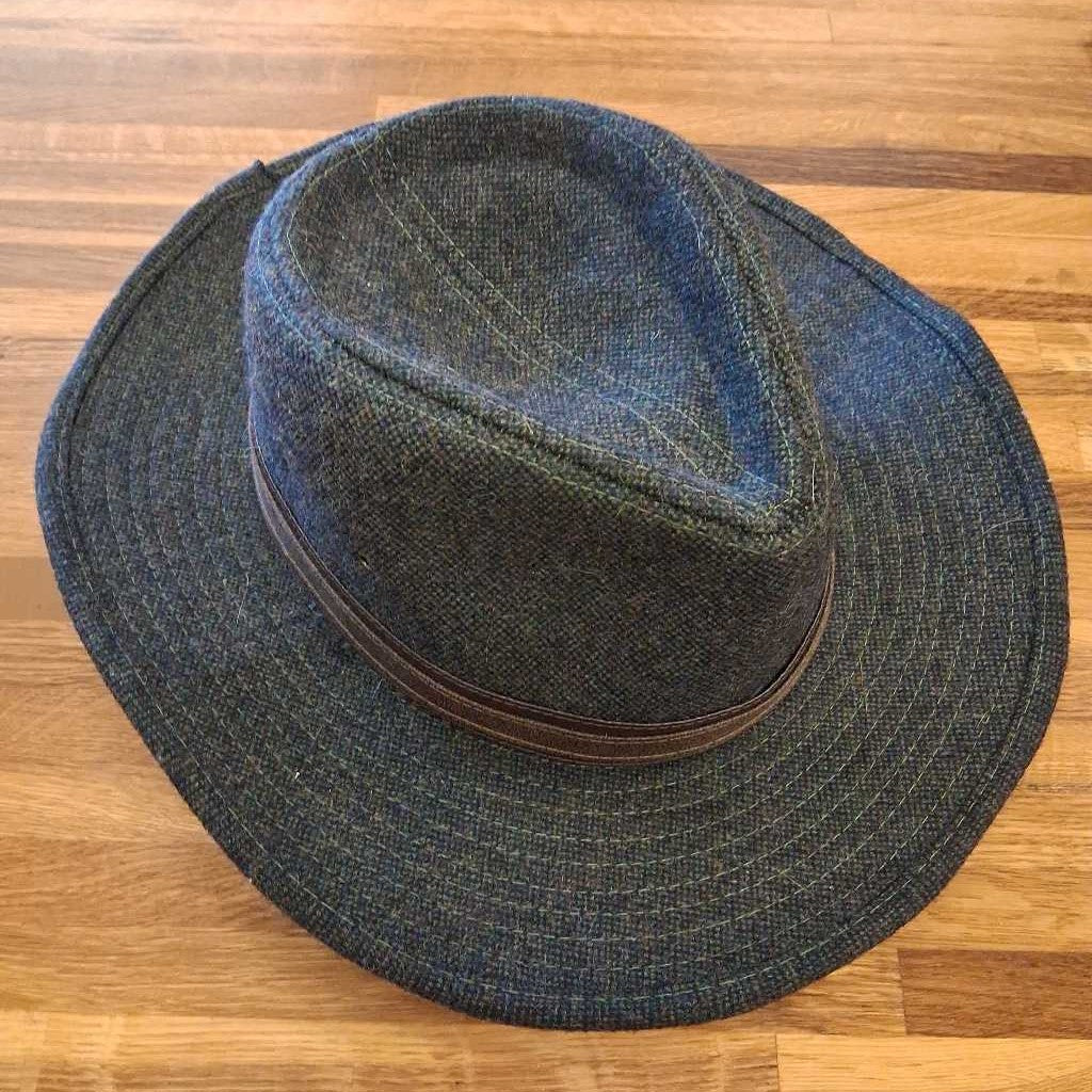 Wool brimmed hat