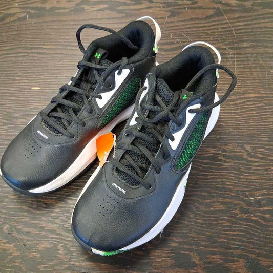 Lockdown 6 Kids Sport Shoes