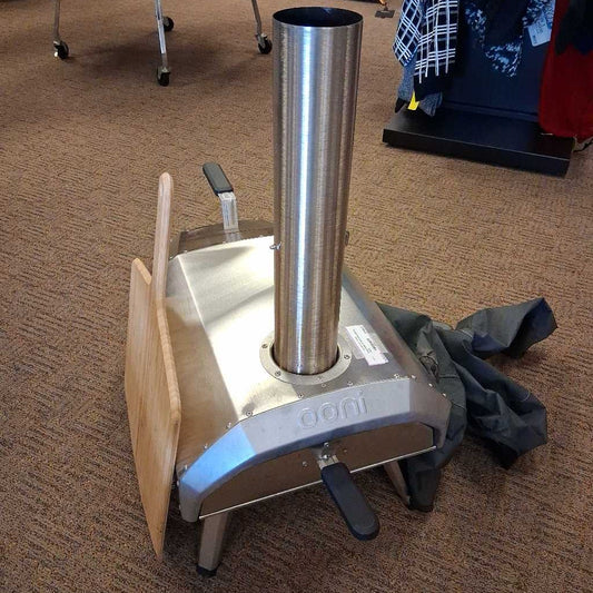 Karu 12 wood/gas pizza oven