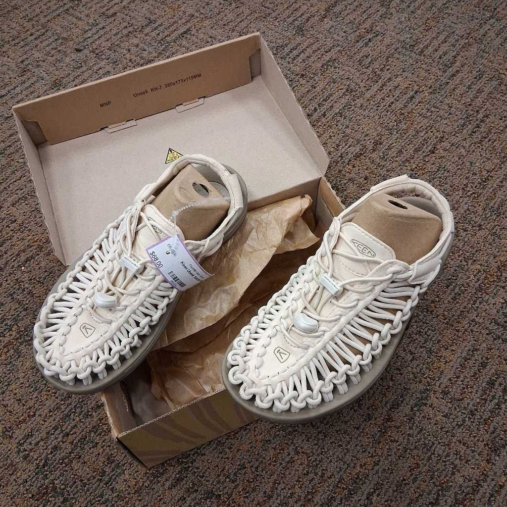 Uneek Sandals