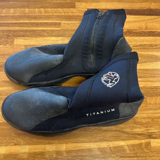 Neoprene Boots