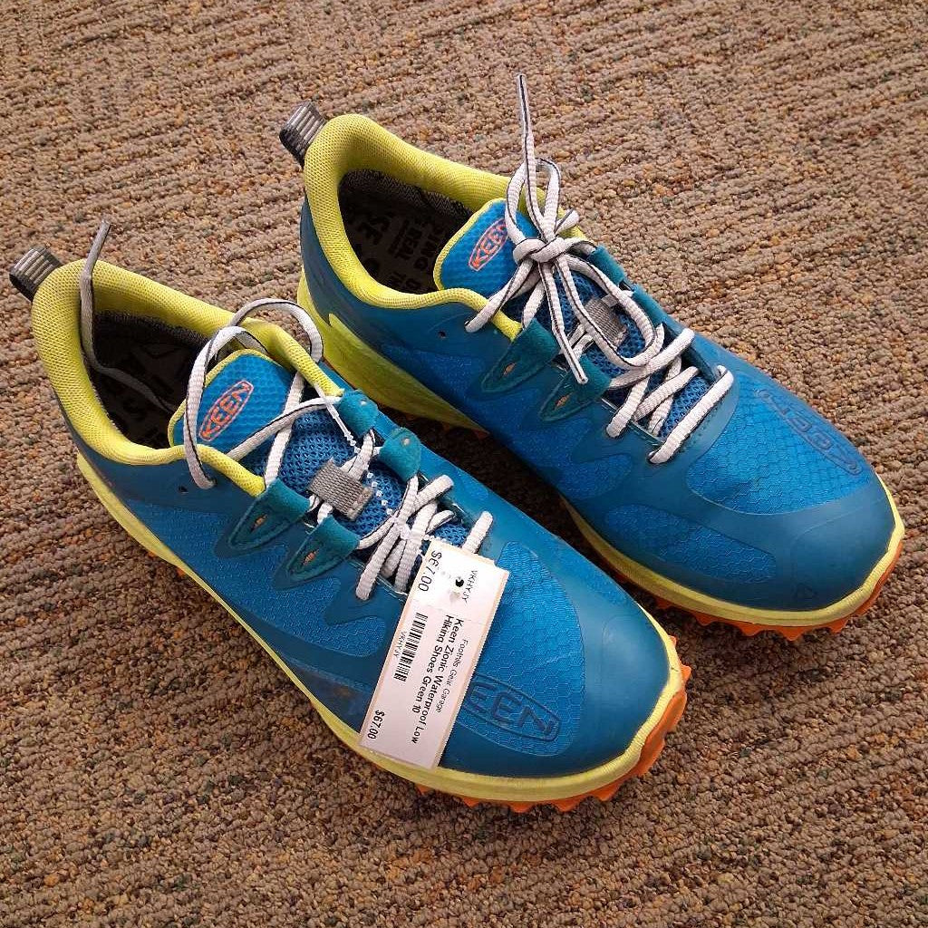 Zionic Waterproof Low Hiking Shoes