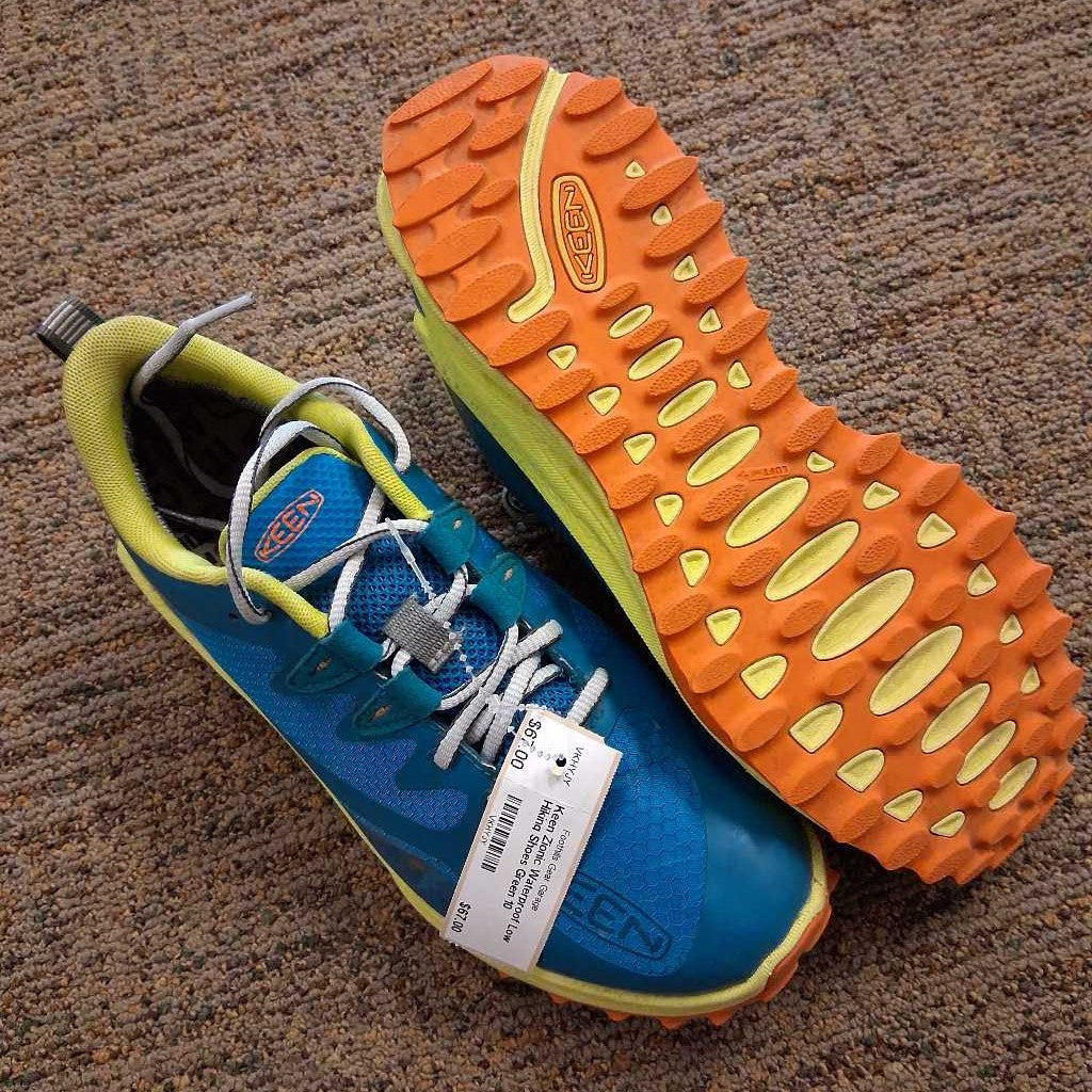 Zionic Waterproof Low Hiking Shoes