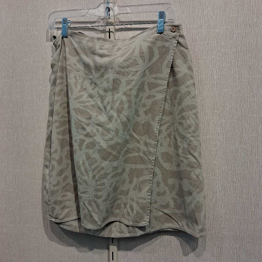 Skirt with Floral Print