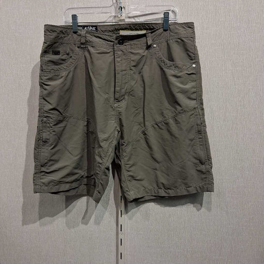 8 pocket short, mens