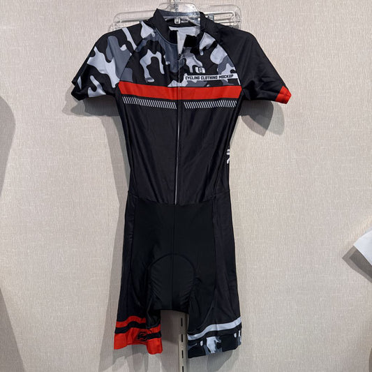 TriSuit w/ arm warmers NWT