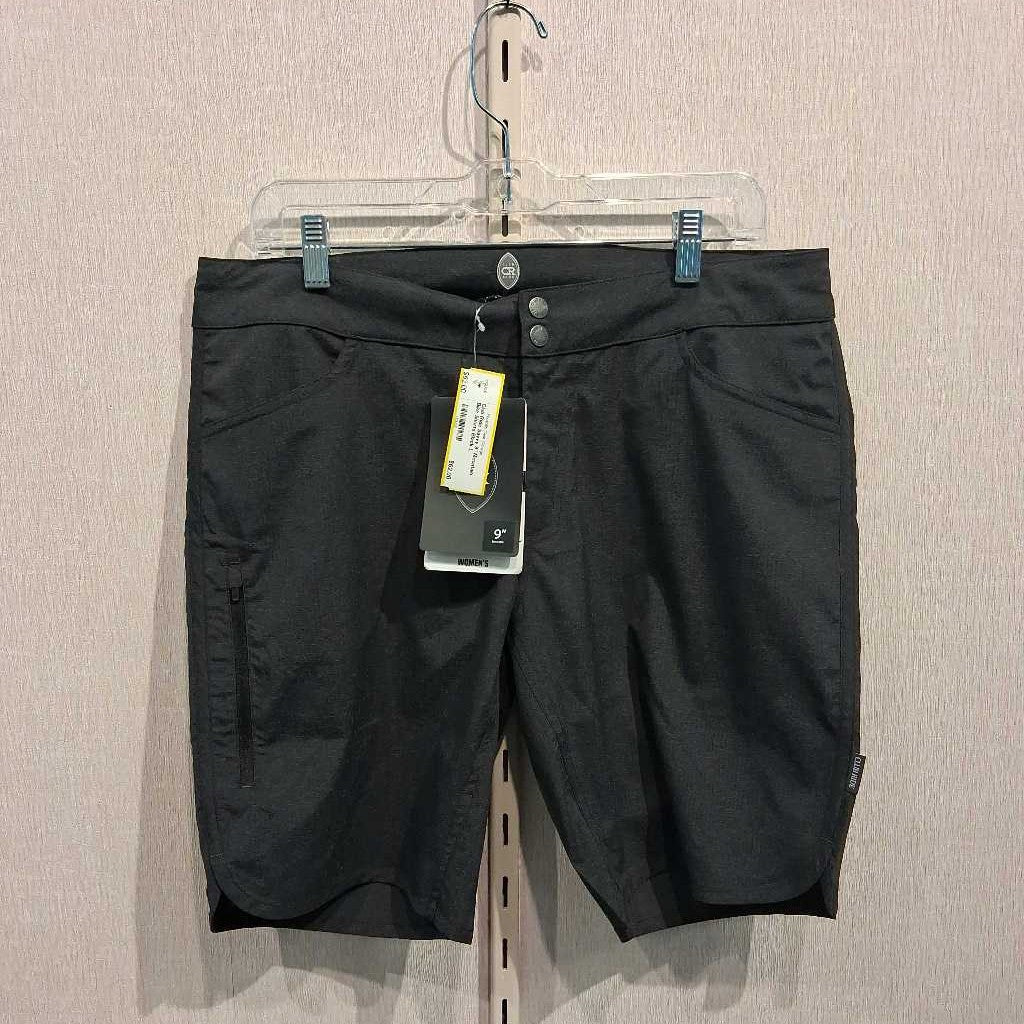 Savvy 9" Mountain Bike Shorts
