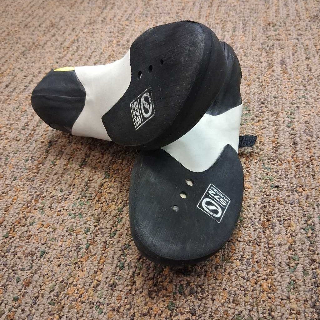 Veloce Climbing Shoe