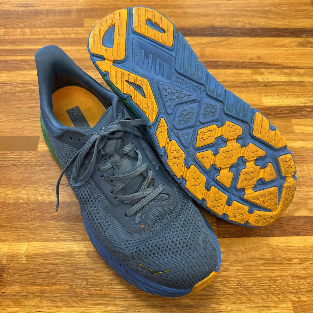 Arahi 7 running shoe, mens