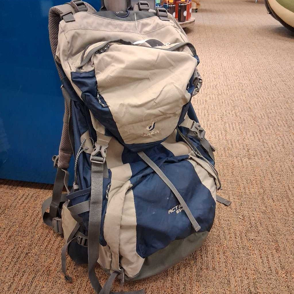 Act Lite internal frame pack, adj. frame
