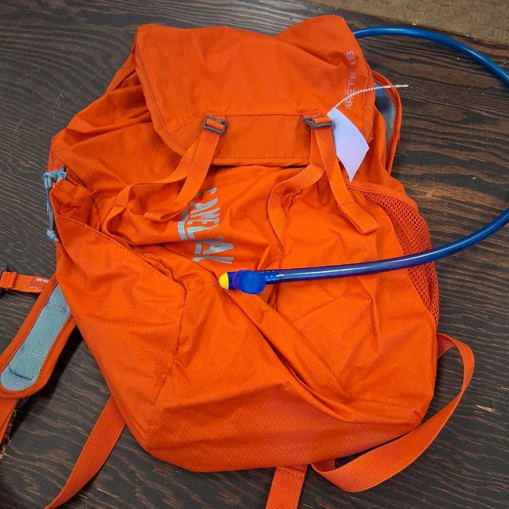 Arete 18 Hydration Pack