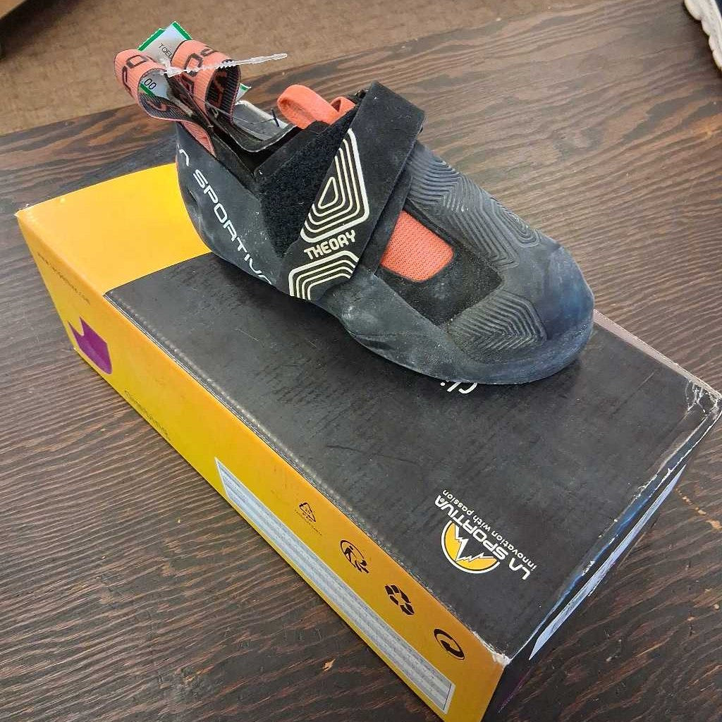 Theory W Climbing Shoes