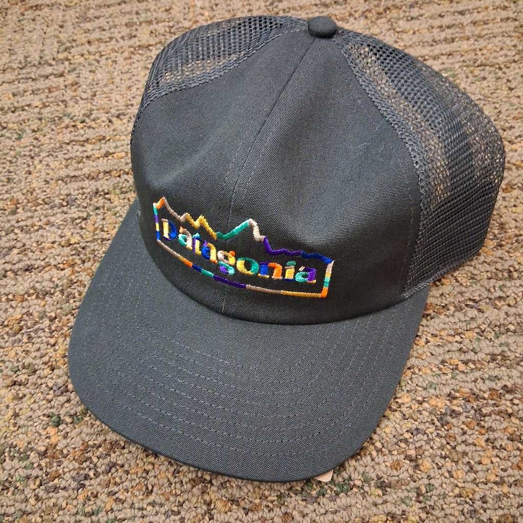 Trucker's hat NWT