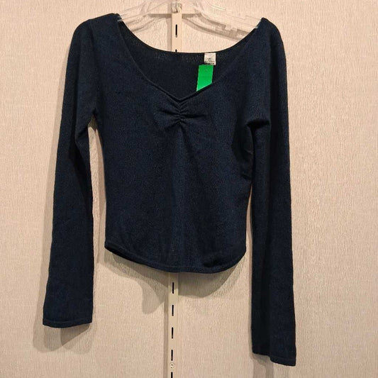 Cashmere V-neck sweater